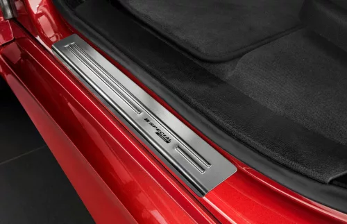 Avisa stříbrná saténová ocelová ochrana prahu "Special Edition" (4dílný) BMW X6 II F16 2014-2019