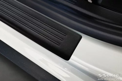 Avisa černá matná ocelová ochrana prahu ražený "Lines" (4dílný) DACIA DUSTER III 2024->