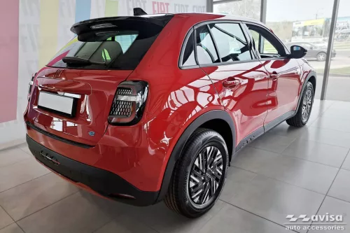 Avisa černá ocelová ochrana prahu ražený "Lines" (4dílný) FIAT 600 2023->