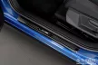 Avisa černá leštěná ocelová ochrana prahu "Exclusive Edition" 3D s emblémem (4dílný) SEAT ARONA, ARONA XCELLENCE, ARONA FR 2017-2021, FL 2021->