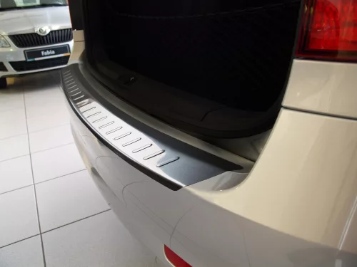 Avisa stříbrný satén ocel Ochrana nakládací SKODA Octavia II combi 2004-2013