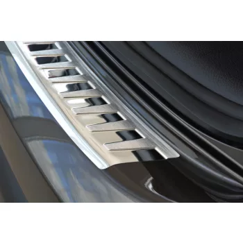   Avisa stříbrná saténová/stříbrná zrcadlová ocel Ochrana nakládací s drážkami, kartáčovaná NISSAN QASHQAI II crossover 2013-2017