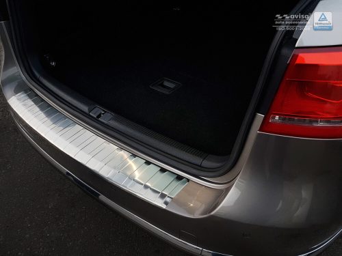 Avisa stříbrná saténová ocel Ochrana nakládací VOLKSWAGEN Passat B7 variant 2011-2014