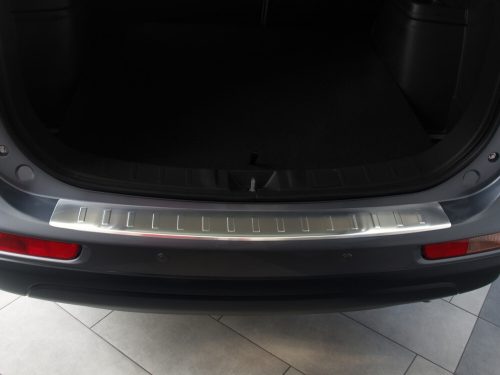 Avisa stříbrná saténová ocel Ochrana nakládací MITSUBISHI OUTLANDER III 2012-2015