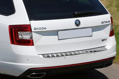 Avisa stříbrný satén ocel Ochrana nakládací bordázott, szálcsiszolt SKODA Octavia III combi RS verze 2013-2016, FL 2016-2019