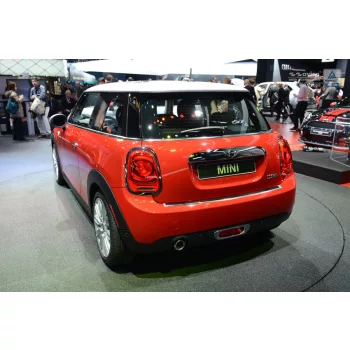   Avisa zrcadlová ocel, červená-černá karbonová ocel a karbon Ochrana nakládací MINI COOPER III 07.2014-
