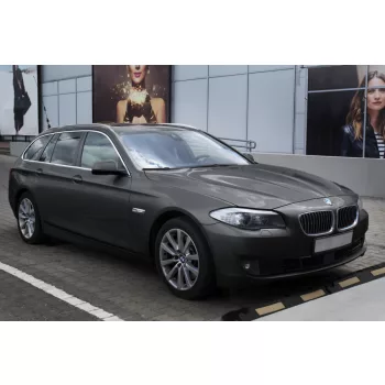   Avisa zrcadlová ocel, červené-černé karbon ocel a karbon Ochrana nakládací Bmw 5 F11 touring 2010-2013, FL 2013-2017