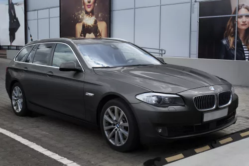 Avisa zrcadlová ocel, červené-černé karbon ocel a karbon Ochrana nakládací Bmw 5 F11 touring 2010-2013, FL 2013-2017