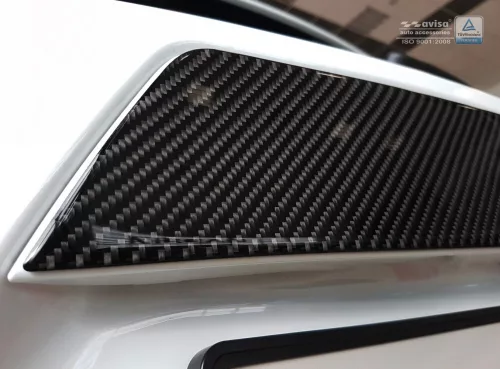 Avisa černé 3D karbon csomagtérajtó díszléc (nyitással) NISSAN MICRA V 2016->