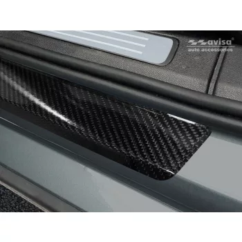   Avisa černá karbonová ochrana prahu (4 kusy) S60 III 2018->, V60 II combi 2018->, V60 II CROSS COUNTRY 2018->, V60 II Plug-In Hybrid 2019->
