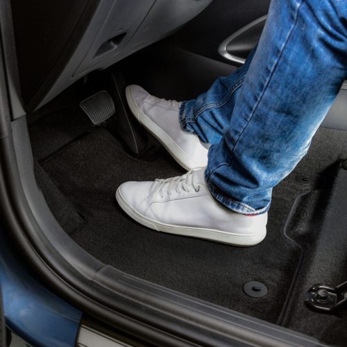 EgriAuto plyšový textilní koberec černý Man TGE 2017-vyšší (3 místná verze)