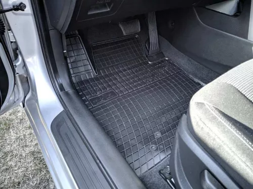 Zesílená oblast paty Gumové autokoberce Kia Ceed II 2012- KIA Pro Ceed 3/5-dveřový zkosený zadní 2012- (430C)