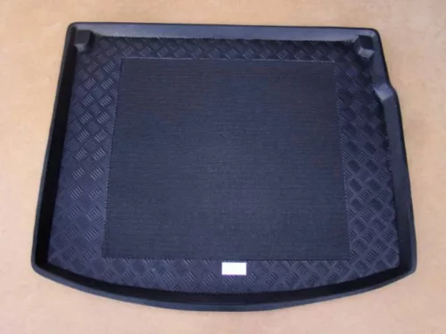 Rezaw Gumová vana do kufru RENAULT Megane kombi 2009-