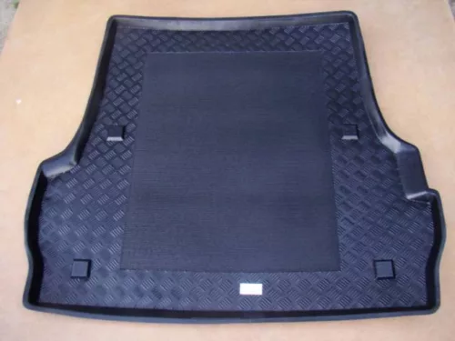Rezaw Gumová vana do kufru TOYOTA Land Cruiser 200 2008- (101732)