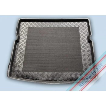   Rezaw Gumová vana do kufru VW Touran III 5 místný 2015- spodní miska (101874)