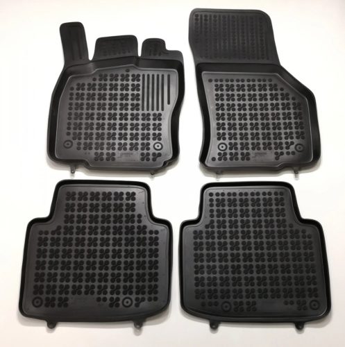 Rezaw černé Gumové autokoberce VOLKSWAGEN ARTEON sedan/Liftback 2017-tól (200124)