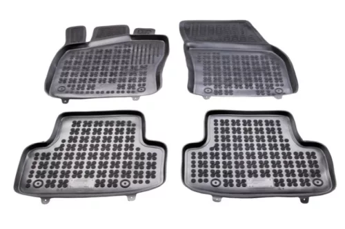 Rezaw černé gumové autokoberce SKODA KAROQ Crossover 2017-tól (200214)