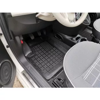   Rezaw černé gumové autokoberce FIAT 500 hybrid 2020- (ne pro elektrickou verzi) (201522)