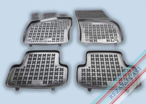 Rezaw černé gumové autokoberce Seat ATECA Crossover 2016-tól (202008)