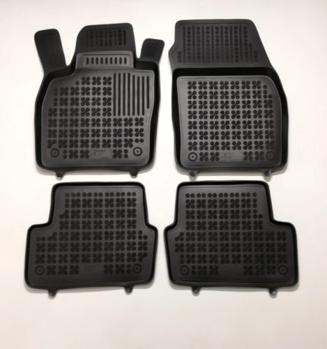 Rezaw černé gumové autokoberce Seat Ibiza V Hatchback/kombi 2017-tól (202009)