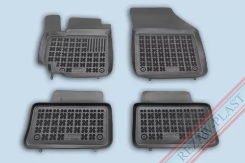 Rezaw černé gumové autokoberce Suzuki ALTO VII Hatchback 5-dverový 2009-2014 (202207)