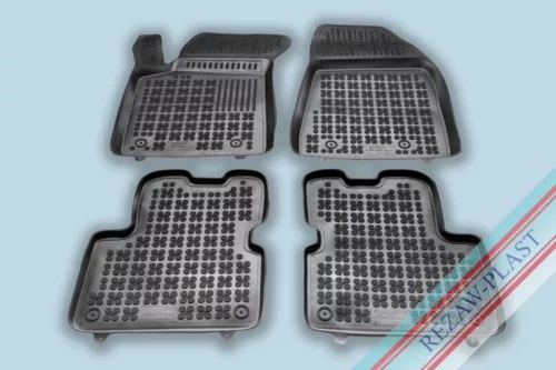 Rezaw černé gumové autokoberce Alfa Romeo Giulietta Hatchback 2010-tól (202504)