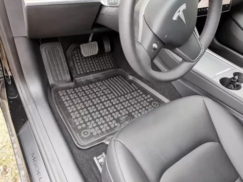 Rezaw černé gumové autokoberce Tesla MODEL 3 sedan 2017-tól (204002)