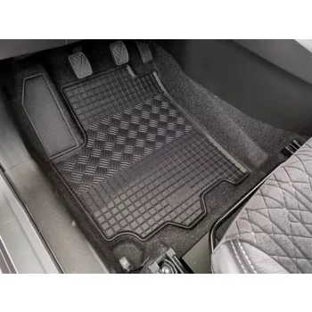   Eco přesně padnoucí gumové autokoberce Suzuki Vitara II 2020- Mild Hybridhez!