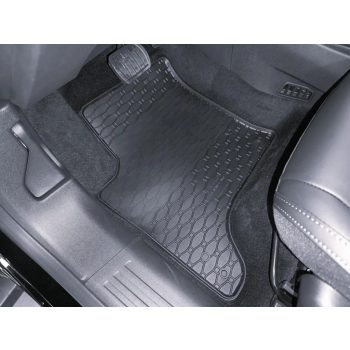   Rigum přesně padnoucí Gumové autokoberce PEUGEOT 208 2024- MHEV, Alfa Romeo Junior 2024- MHEV, FIAT 600 2024- MHEV, CITROEN C4 2024- MHEV, Jeep Avenger 2022- MHEV, PEUGEOT 2008 2024- MHEV, OPEL Mokka - Mokka (X) 2021- MHEV