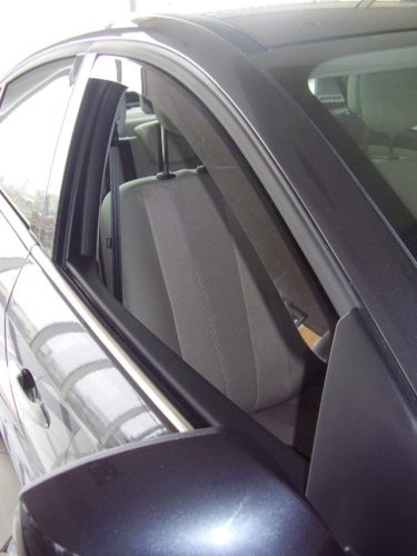 Sporty Deflektor větru 2 vícekusový Renault Fluence 4 ajtós 2010- (F1942)