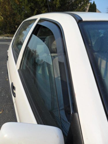 Sporty vícekusový deflektor větru Volkswagen Polo 5 ajtós 1994-2002 (F2112)