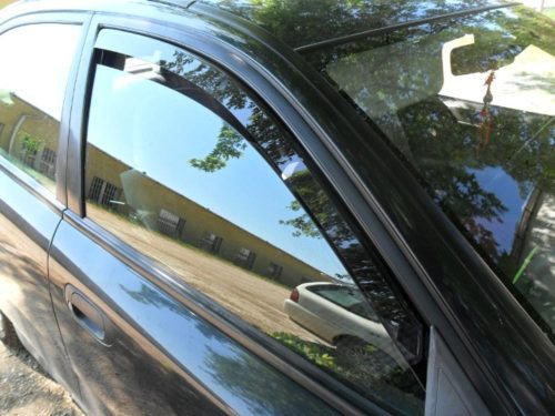 Sporty vícekusový deflektor větru Mitsubishi Carisma 4?5 ajtós 1997-2002 (F2413)