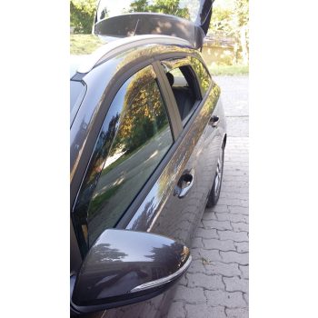   Szatuna HYUNDAI i30 Szatuna Sada deflektorů větru přední+zadní na okno, 4 ks 5 2017-