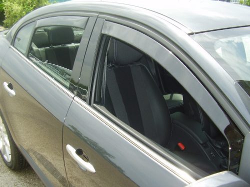 Szatuna RENAULT Fluence Szatuna Deflektor větru sada přední+zadní na okno, 4 ks 4 2010-